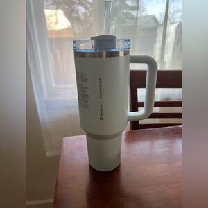 Starbucks x Stanley 2024 Spring Blue 40 Oz Tumbler (BRAND NEW IN HAND